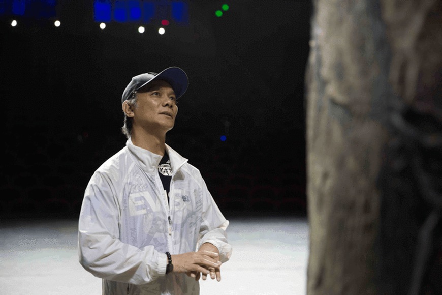 范万龙和元德共同执导大型彝族神话舞剧《支格阿鲁》